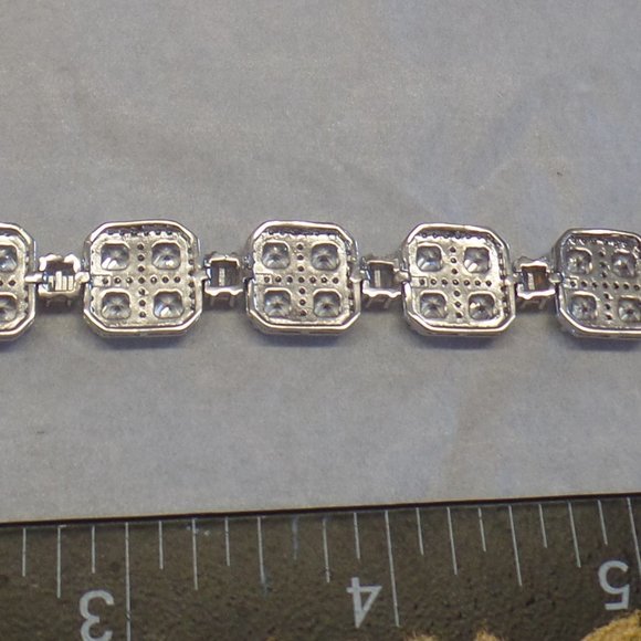 Tiara 9.25 Sterling Silver Infinity Bracelet NWT - Picture 10 of 14